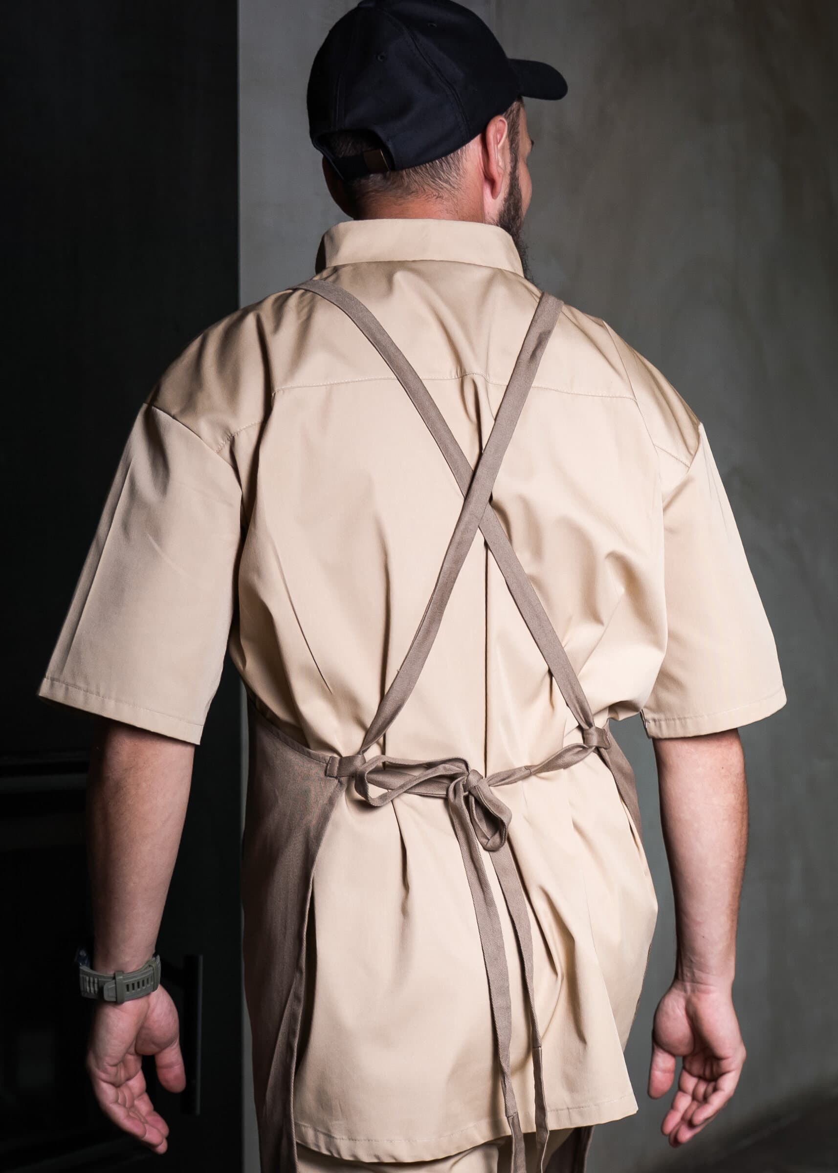 Cross-back apron straps